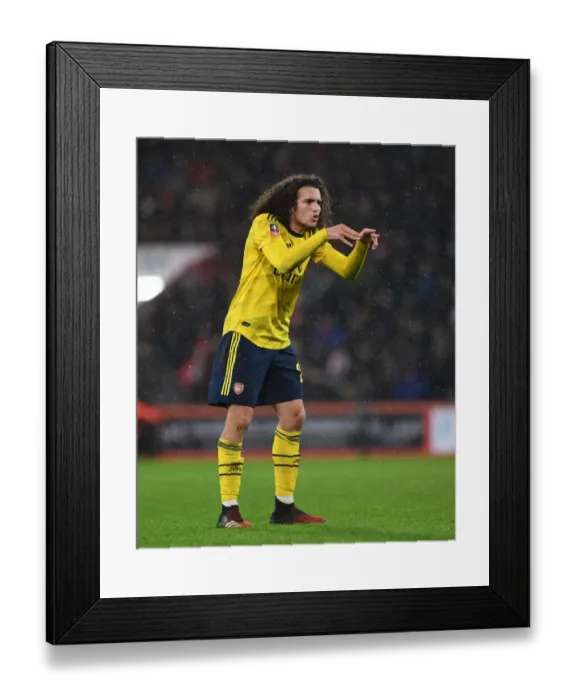 Framed Print : Arsenal's Matteo Guendouzi in Action against AFC Bournemouth in FA Cup Fourth Round Framed Print : Arsenal's Matteo Guendouzi in Action against AFC Bournemouth in FA Cup Fourth Round