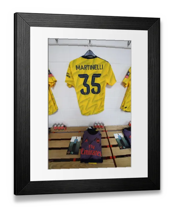 Framed Print : Arsenal's Martinelli Readies for FA Cup Clash against Bournemouth