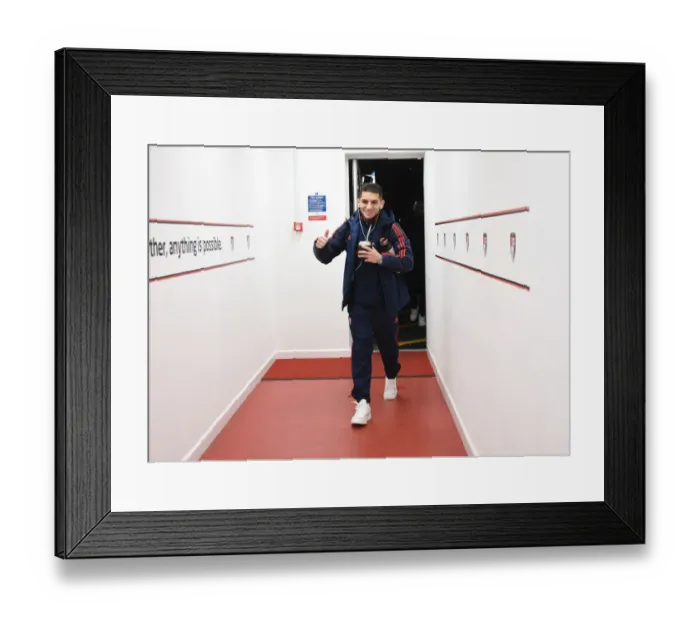 Framed Print : Arsenal's Lucas Torreira Arrives at Vitality Stadium Ahead of FA Cup Clash vs AFC Bournemouth