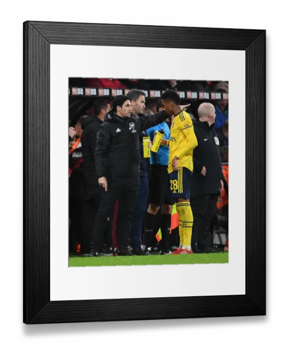 Framed Print : Arsenal's Mikel Arteta Coaches Joe Willock Amid FA Cup Tension: AFC Bournemouth vs Arsenal