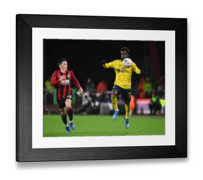 Framed Print : AFC Bournemouth vs Arsenal FC: Bukayo Saka Faces Off Against Harry in FA Cup Fourth Round