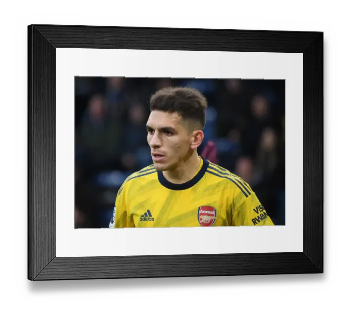 Framed Print : Torreira in Action: Burnley vs Arsenal, Premier League 2019-20 Framed Print : Torreira in Action: Burnley vs Arsenal, Premier League 2019-20