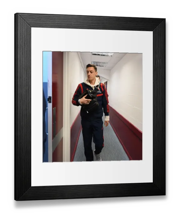 Framed Print : Mesut Ozil: Arsenal's Star Ready for Burnley Clash