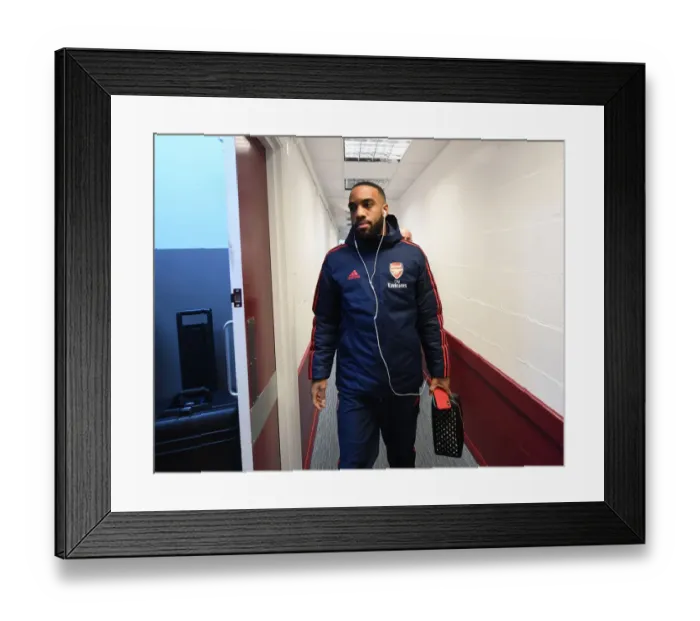 Framed Print : Arsenal's Alex Lacazette Prepares for Burnley Clash in Premier League (2019-20) Framed Print : Arsenal's Alex Lacazette Prepares for Burnley Clash in Premier League (2019-20)