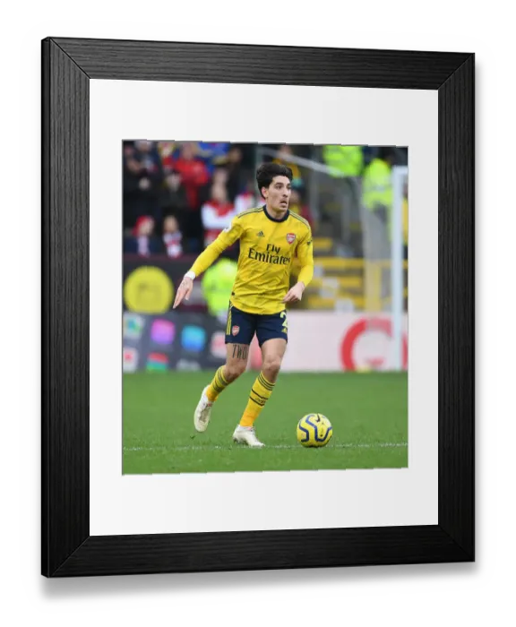 Framed Print : Hector Bellerin in Action: Burnley vs. Arsenal, Premier League 2019-2020 Framed Print : Hector Bellerin in Action: Burnley vs. Arsenal, Premier League 2019-2020