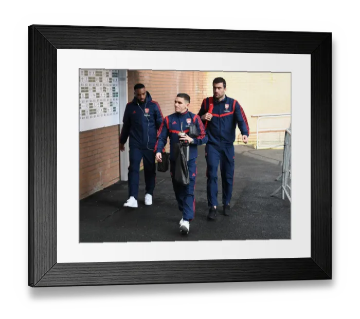 Framed Print : Lucas Torreira: Arsenal's Focus Before Burnley Clash (Premier League 2019-20) Framed Print : Lucas Torreira: Arsenal's Focus Before Burnley Clash (Premier League 2019-20)