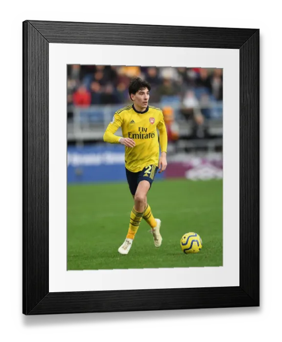 Framed Print : Hector Bellerin in Action: Burnley vs Arsenal, Premier League 2019-20 Framed Print : Hector Bellerin in Action: Burnley vs Arsenal, Premier League 2019-20