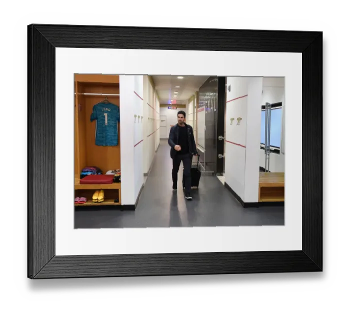 Framed Print : Mikel Arteta's Pre-Match Huddle: Arsenal FC vs Newcastle United, Premier League 2019-20 Framed Print : Mikel Arteta's Pre-Match Huddle: Arsenal FC vs Newcastle United, Premier League 2019-20