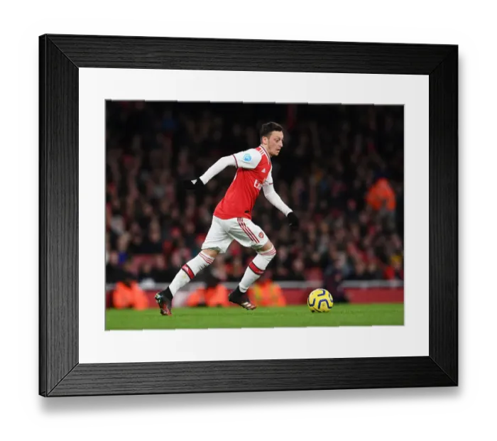 Framed Print : Arsenal's Mesut Ozil in Action Against Newcastle United - Premier League 2019-2020 Framed Print : Arsenal's Mesut Ozil in Action Against Newcastle United - Premier League 2019-2020