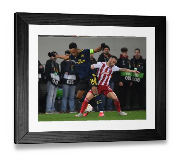 Framed Print : Olympiacos FC v Arsenal FC - UEFA Europa League Round of 32: First Leg Framed Print : Olympiacos FC v Arsenal FC - UEFA Europa League Round of 32: First Leg