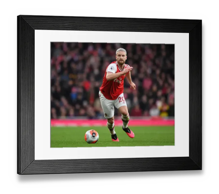 Framed Print : Mustafi in Action: Arsenal vs. Everton, Premier League 2019-2020