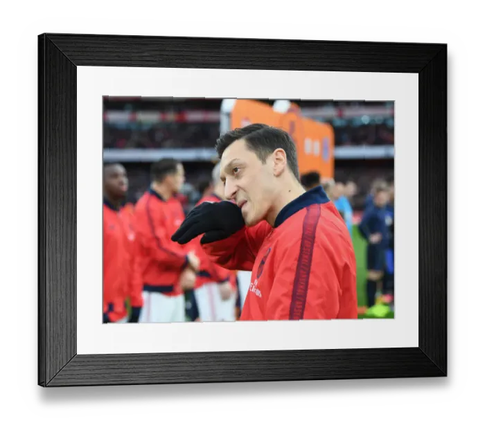 Framed Print : Mesut Ozil: Arsenal FC vs. Everton FC, Premier League, Emirates Stadium, London, 2020 Framed Print : Mesut Ozil: Arsenal FC vs. Everton FC, Premier League, Emirates Stadium, London, 2020