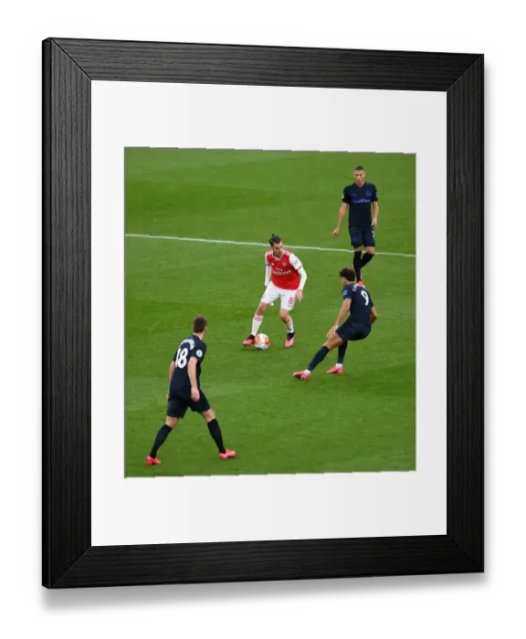 Framed Print : Dani Ceballos in Action: Arsenal vs. Everton, Premier League 2019-20 Framed Print : Dani Ceballos in Action: Arsenal vs. Everton, Premier League 2019-20