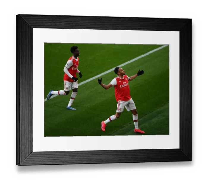 Framed Print : Arsenal's Aubameyang Scores Second Goal Against Everton in Premier League Showdown (2019-20)