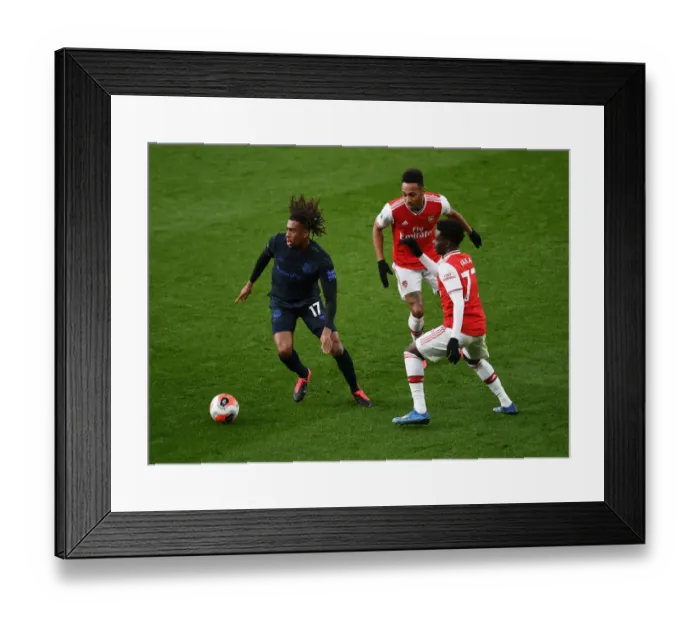 Framed Print : Arsenal vs Everton: Aubameyang and Saka Go Head-to-Head in Premier League Clash