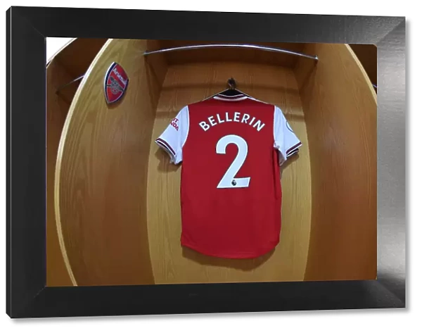 Hector Bellerin: Unwavering Focus and Determination in the Arsenal Changing Room Before Arsenal v Everton (2019-20)