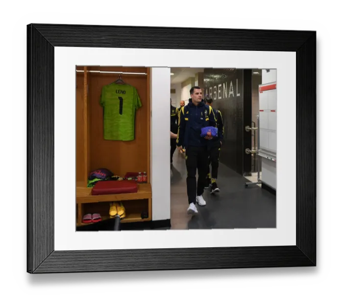 Framed Print : Arsenal FC v Olympiacos FC - UEFA Europa League Round of 32: Second Leg
