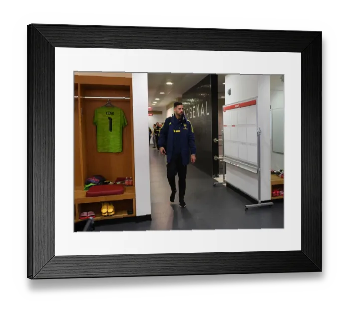 Framed Print : Arsenal FC: Pablo Mari in the Changing Room Before Europa League Clash vs Olympiacos