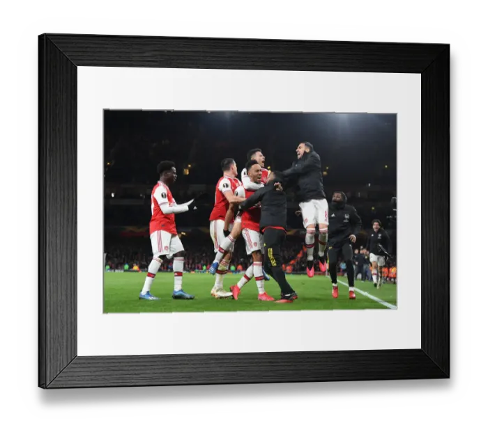 Framed Print : Arsenal Celebrate Aubameyang's Goal vs Olympiacos in Europa League Framed Print : Arsenal Celebrate Aubameyang's Goal vs Olympiacos in Europa League