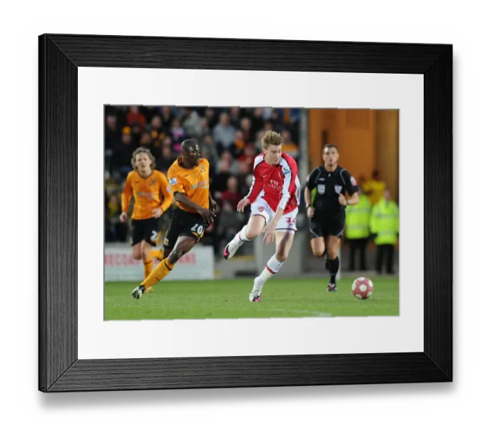Framed Print : Nicklas Bendtner (Arsenal) George Boateng (Hull). Hull City 1: 2 Arsenal Framed Print : Nicklas Bendtner (Arsenal) George Boateng (Hull). Hull City 1: 2 Arsenal
