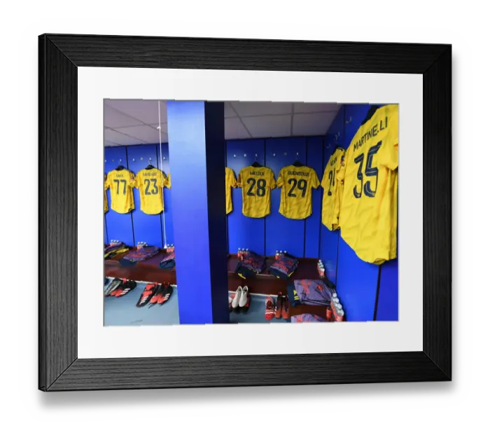 Framed Print : Arsenal's FA Cup Fifth Round Preparations at Portsmouth's Fratton Park Framed Print : Arsenal's FA Cup Fifth Round Preparations at Portsmouth's Fratton Park
