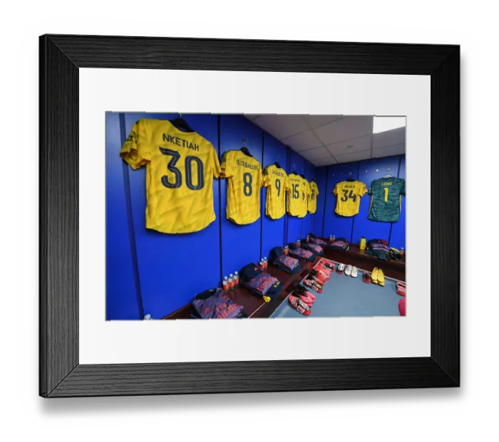 Framed Print : Arsenal in the FA Cup Fifth Round: Preparing for Portsmouth Showdown Framed Print : Arsenal in the FA Cup Fifth Round: Preparing for Portsmouth Showdown