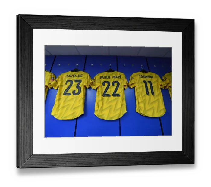 Framed Print : Arsenal's FA Cup Preparation: Portsmouth Showdown at Fratton Park Framed Print : Arsenal's FA Cup Preparation: Portsmouth Showdown at Fratton Park