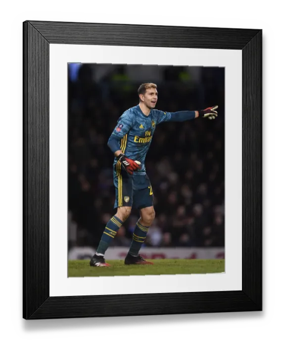 Framed Print : Arsenal's Emi Martinez in FA Cup Fifth Round Action vs Portsmouth Framed Print : Arsenal's Emi Martinez in FA Cup Fifth Round Action vs Portsmouth