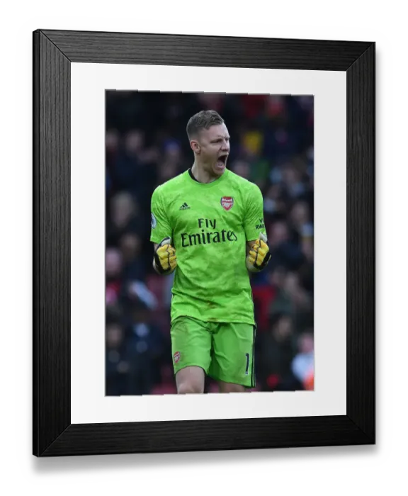 Framed Print : Arsenal Celebrate Victory Over West Ham in Premier League Showdown Framed Print : Arsenal Celebrate Victory Over West Ham in Premier League Showdown