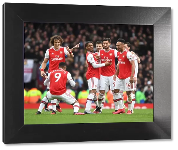 Arsenal Celebrate Lacazette's Goal Against West Ham United (2019-20)