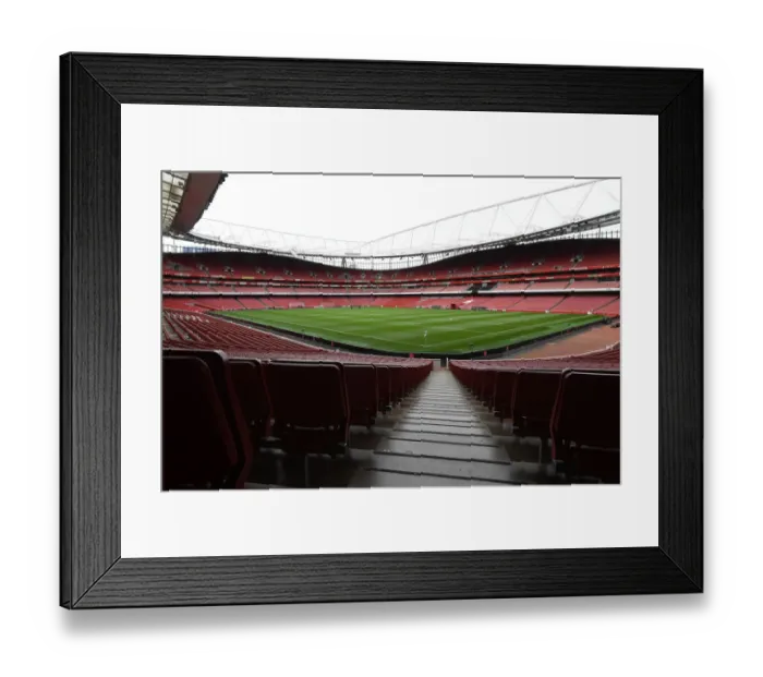Framed Print : Arsenal vs West Ham: Premier League Showdown at Emirates Stadium