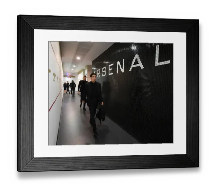 Framed Print : Arsenal FC: Hector Bellerin in the Changing Room before Arsenal vs West Ham United (2019-20)