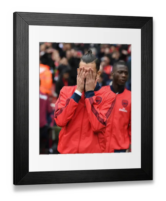 Framed Print : Arsenal's Dani Ceballos Prepares for West Ham United Clash at Emirates Stadium