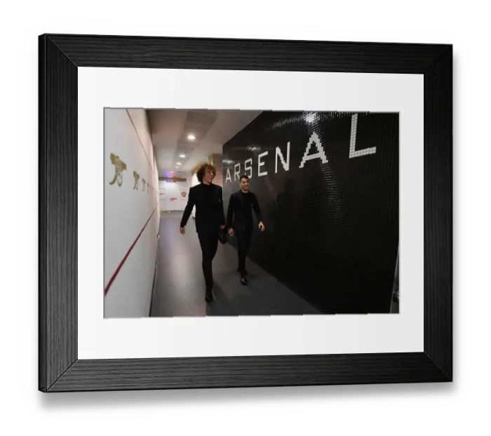 Framed Print : Arsenal FC: David Luiz and Gabriel Martinelli in the Changing Room Before Arsenal v West Ham United (2019-20) Framed Print : Arsenal FC: David Luiz and Gabriel Martinelli in the Changing Room Before Arsenal v West Ham United (2019-20)