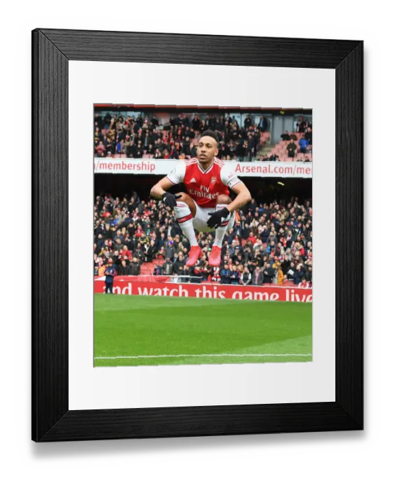 Framed Print : Arsenal's Aubameyang Readies for Premier League Clash Against West Ham
