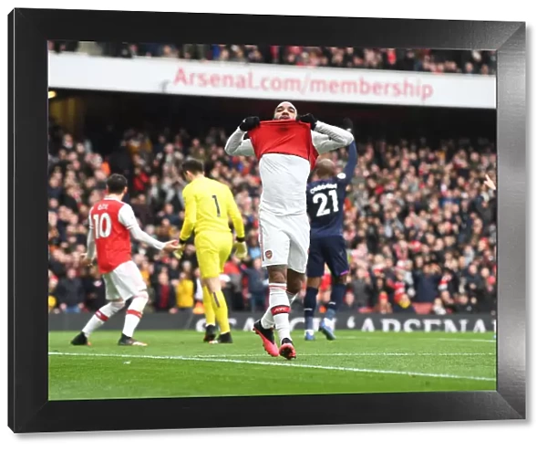 Controversial Offside Call: Lacazette's Disallowed Goal in Arsenal vs West Ham, Premier League 2019-20