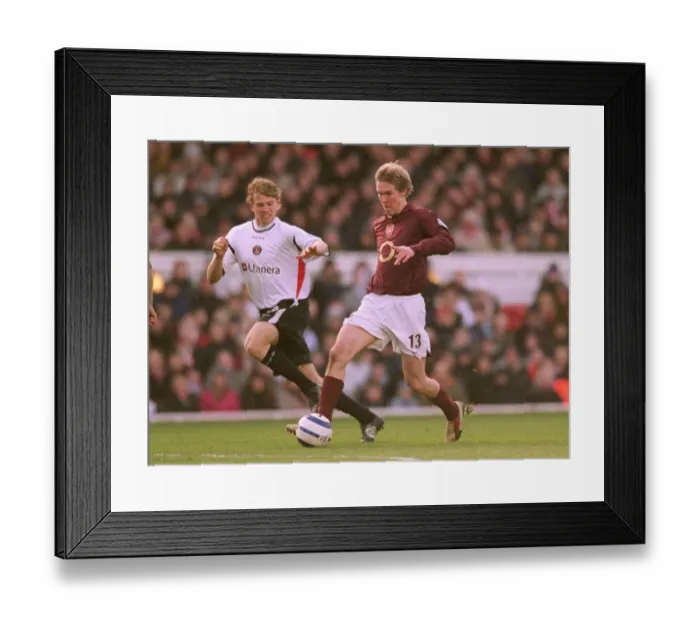 Framed Print : Alex Hleb (Arsenal) Jon Spector (Charlton). Arsenal 3: 0 Charlton Athletic Framed Print : Alex Hleb (Arsenal) Jon Spector (Charlton). Arsenal 3: 0 Charlton Athletic