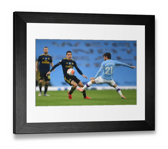 Framed Print : Bellerin vs. Silva: Clash of the Titans - Manchester City vs. Arsenal, Premier League 2019-20 Framed Print : Bellerin vs. Silva: Clash of the Titans - Manchester City vs. Arsenal, Premier League 2019-20