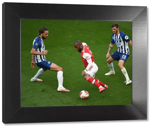 Lacazette's Tussle with Propper and Gross: A Key Moment from the Brighton-Arsenal Clash