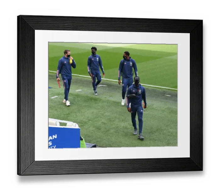 Framed Print : Arsenal's Eddie Nketiah Arrives at Brighton & Hove Albion Stadium for Premier League Clash (2020) Framed Print : Arsenal's Eddie Nketiah Arrives at Brighton & Hove Albion Stadium for Premier League Clash (2020)