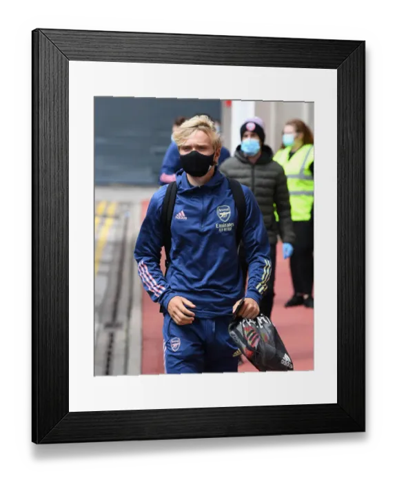 Framed Print : Arsenal's Matt Smith Prepares for FA Cup Quarterfinal Showdown against Sheffield United Framed Print : Arsenal's Matt Smith Prepares for FA Cup Quarterfinal Showdown against Sheffield United