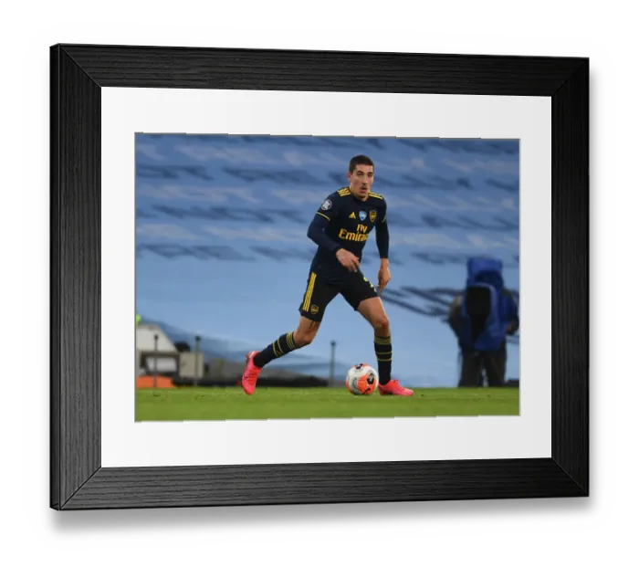 Framed Print : Arsenal's Hector Bellerin Goes Head-to-Head with Manchester City in Premier League Battle Framed Print : Arsenal's Hector Bellerin Goes Head-to-Head with Manchester City in Premier League Battle
