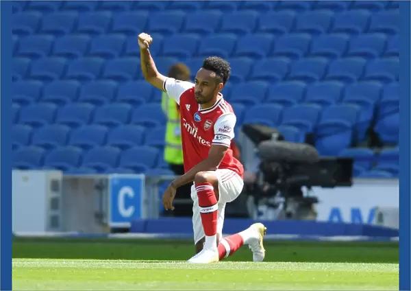 Arsenal's Aubameyang Takes a Knee at Empty Brighton Stadium - Premier League 2019-2020