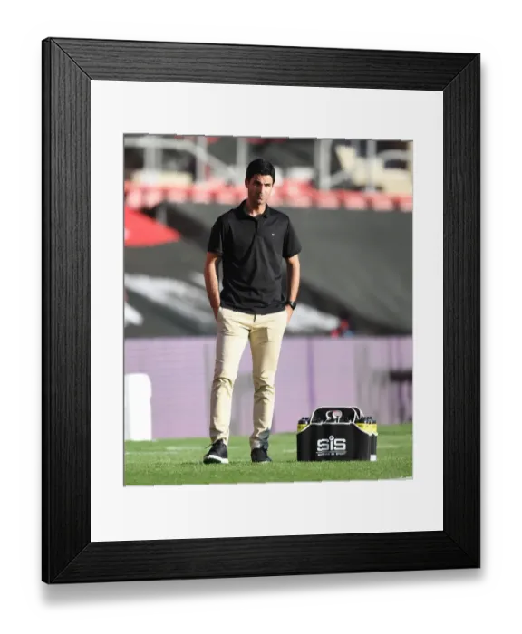 Framed Print : Mikel Arteta at the Helm: Arsenal vs. Southampton Clash (June 2020)