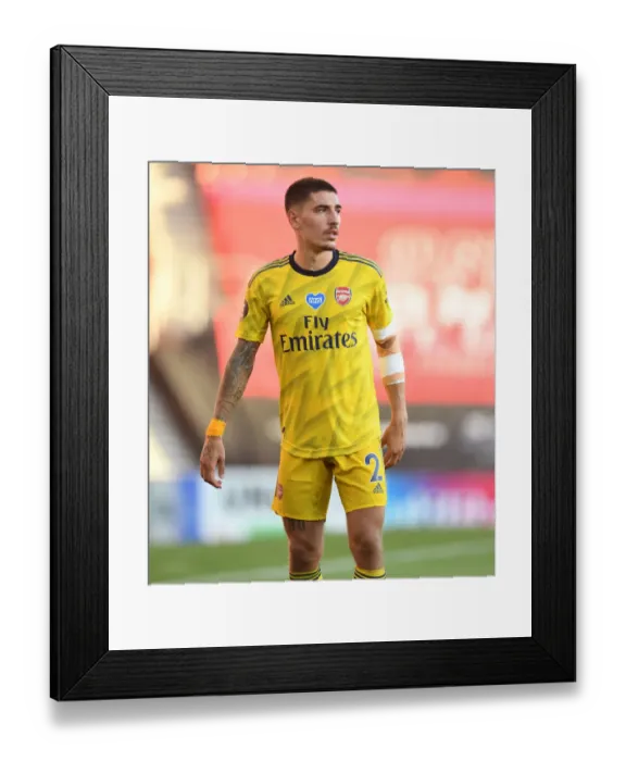 Framed Print : Hector Bellerin in Action: Arsenal vs. Southampton, Premier League 2019-2020 Framed Print : Hector Bellerin in Action: Arsenal vs. Southampton, Premier League 2019-2020