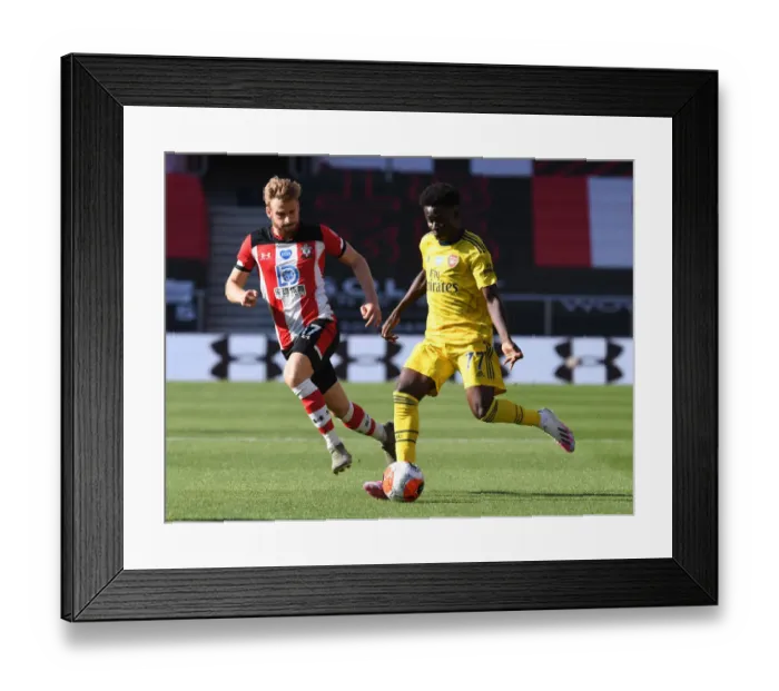 Framed Print : Saka vs. Armstrong: Southampton vs. Arsenal, Premier League Showdown (2019-20) Framed Print : Saka vs. Armstrong: Southampton vs. Arsenal, Premier League Showdown (2019-20)