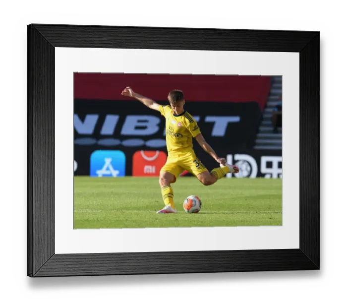 Framed Print : Kieran Tierney in Action: Southampton vs Arsenal, Premier League 2019-2020