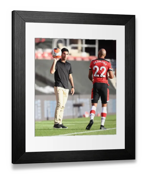 Framed Print : Mikel Arteta at the Helm: Arsenal's Premier League Showdown at Southampton Framed Print : Mikel Arteta at the Helm: Arsenal's Premier League Showdown at Southampton