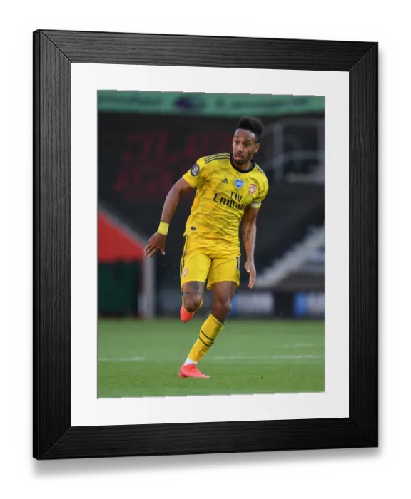 Framed Print : Arsenal's Aubameyang Shines in Southampton Showdown - Premier League 2019-2020 Framed Print : Arsenal's Aubameyang Shines in Southampton Showdown - Premier League 2019-2020