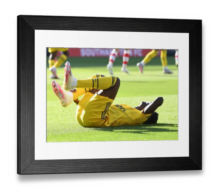 Framed Print : Arsenal's Bukayo Saka Suffers Injury in Southampton Clash (2019-20)